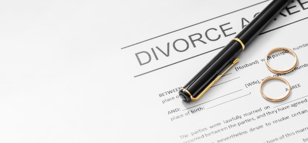 papeles de divorcio